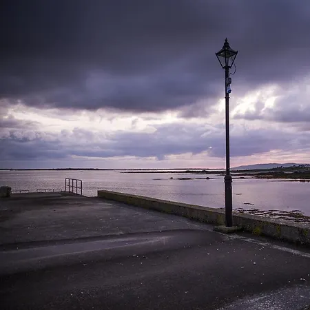 The Midway Bar & Gasthof *