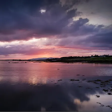 The Midway Bar & Gasthof *