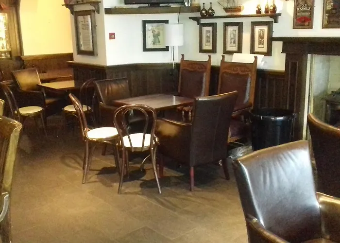 The Midway Bar & Guest house