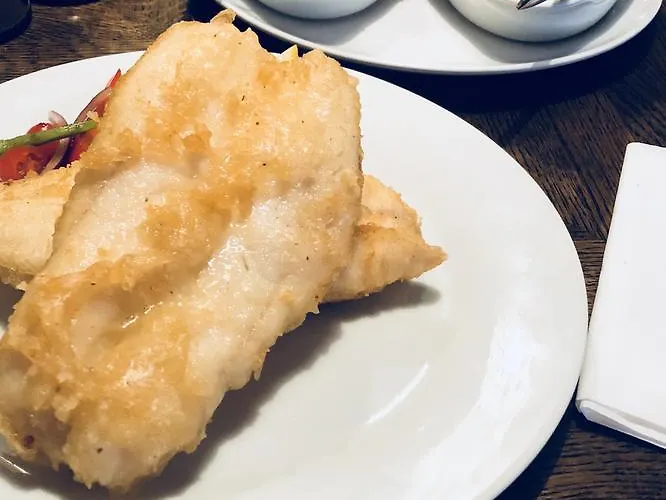 The Midway Bar & * Dungloe